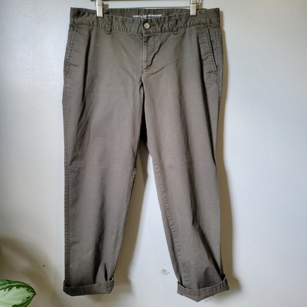 EUC GAP KHAKIS GIRLFRIEND KHAKI PANTS SIZE 14